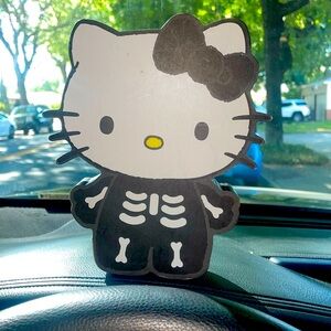 Hello Kitty Halloween Wall Decor